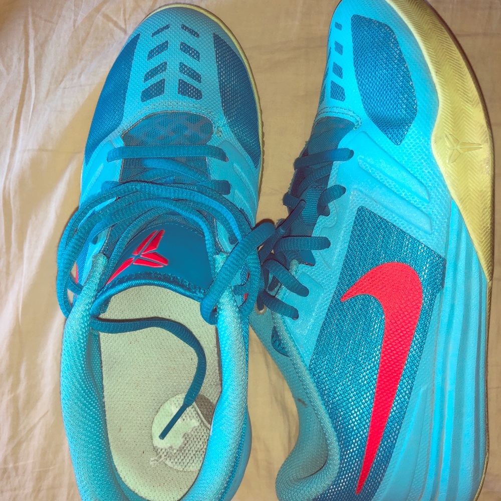 Nike Slightly Used Shoes